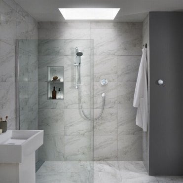 Aqualisa Quartz Classic Concealed Shower With Slide Rail Kit - Pumped - Chrome