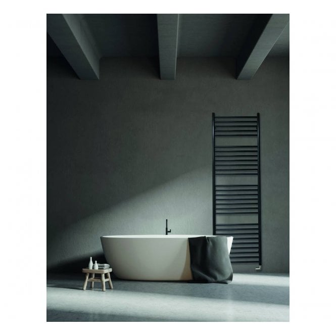 JIS The Sussex Range JIS Sussex Beacon Black Stainless Steel Heated Towel Rail