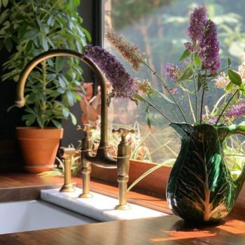 Buy Perrin and Rowe bathroom and kitchen fixtures online from Plumb-Warehouse